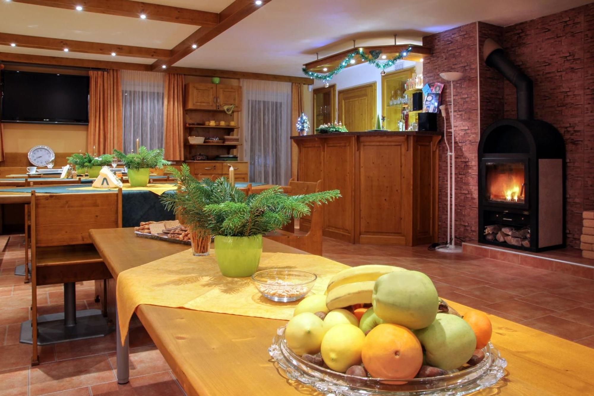 Wellness Penzion Palice Jindřichŭv Hradec Kültér fotó