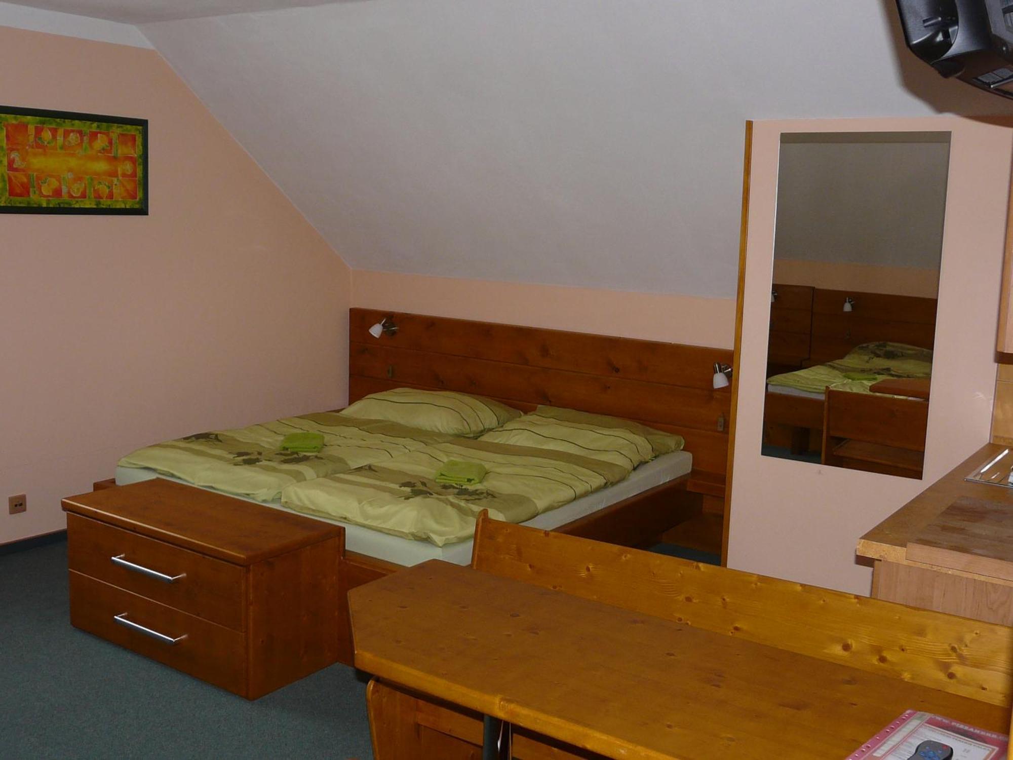 Wellness Penzion Palice Jindřichŭv Hradec Kültér fotó